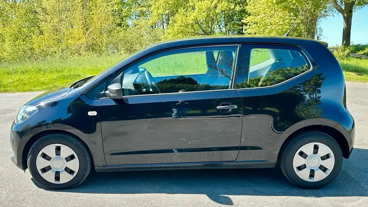 Usata VW up! 60 CV (44 kW) 2012 Nero Utilitaria