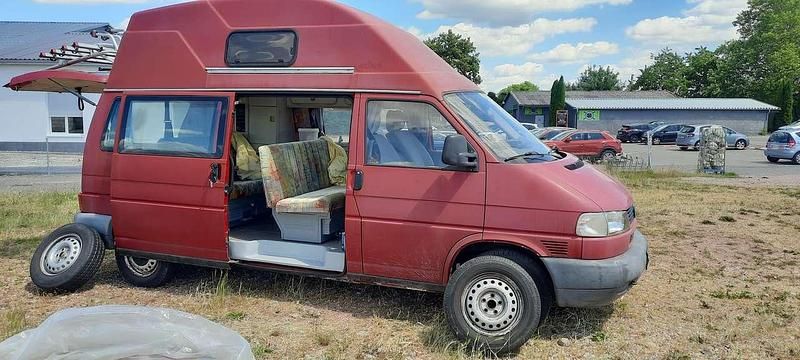 Gebraucht VW T4 107 PS (78 kW) 1996 Rot Van
