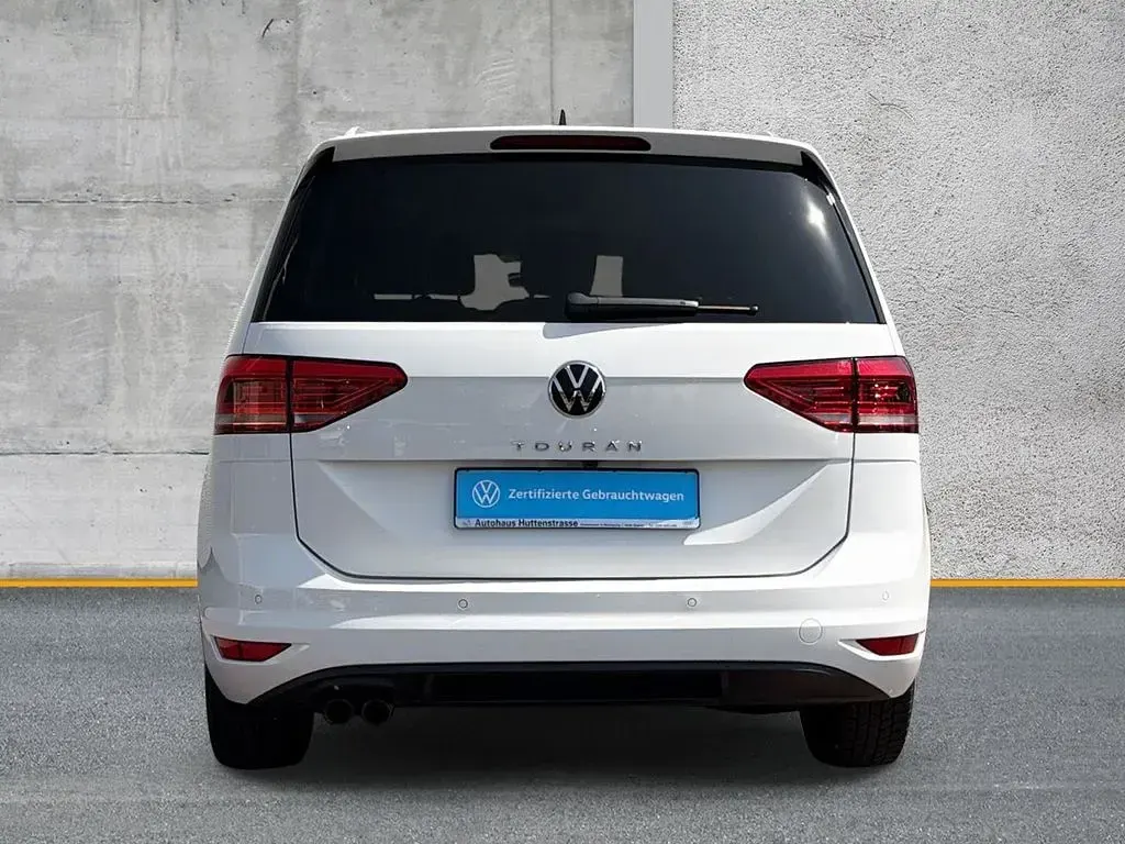 Gebraucht VW Touran Goal 150 PS (110 kW) 2025 Pure white Van / Kleinbus