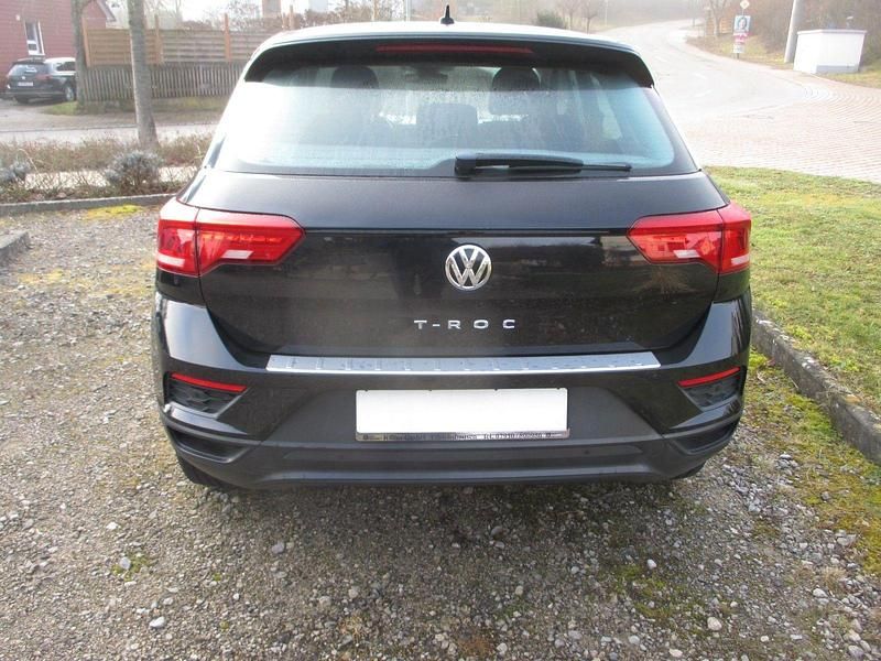 Gebraucht VW T-Roc Basis 116 PS (85 kW) 2018 Schwarz SUV
