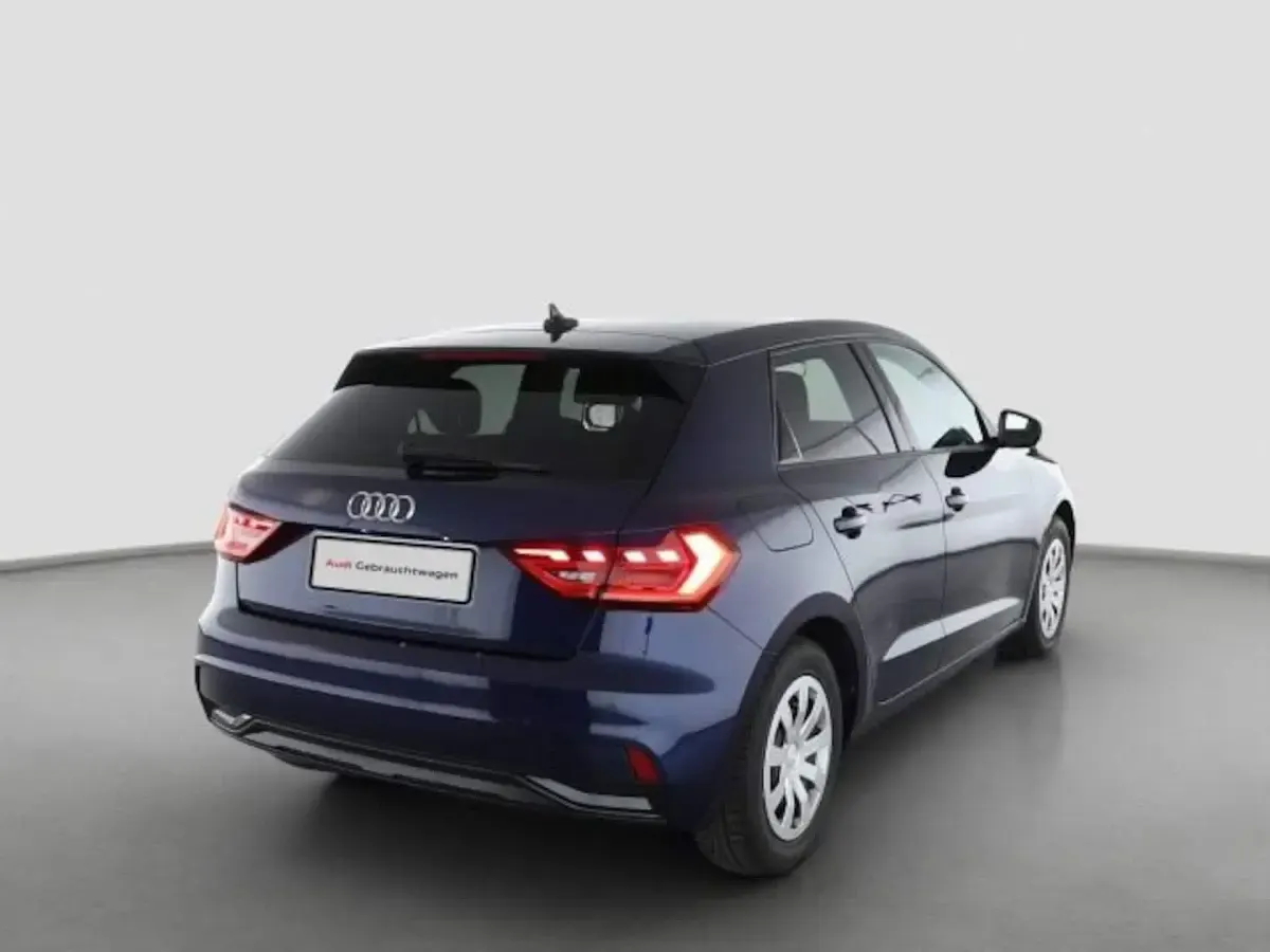 Gebraucht Audi A1 Sportback Advanced Plus 116 PS (85 kW) 2025 Navarrablau metallic Kleinwagen