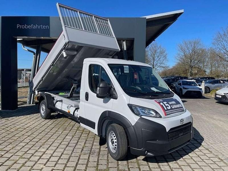 Neu Toyota Proace 179 PS (131 kW) 2026 Icy white Van / Kleinbus