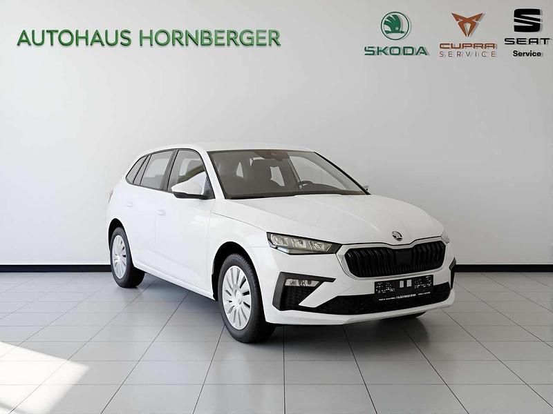 Neu Skoda Scala Essence 116 PS (85 kW) 2025 Candyweiss Kleinwagen