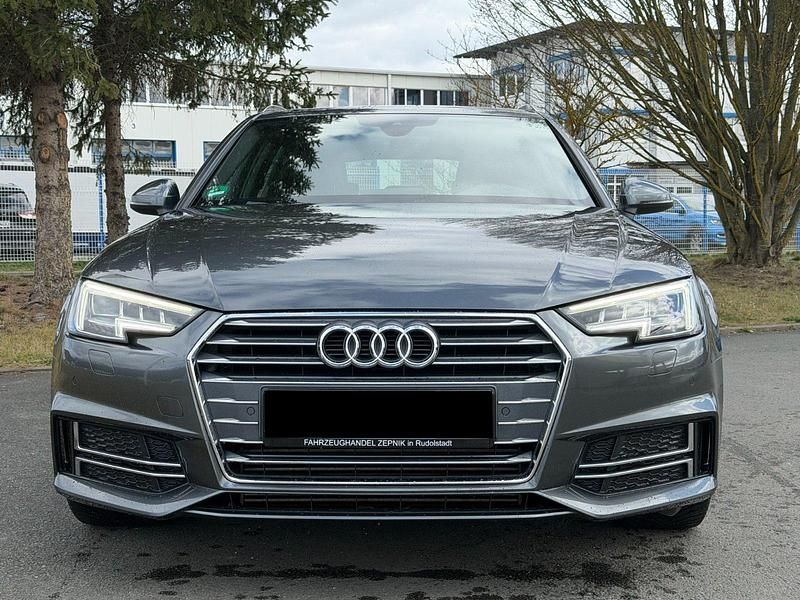 Gebraucht Audi A4 S-Line 190 PS (139 kW) 2016 Grau Kombi