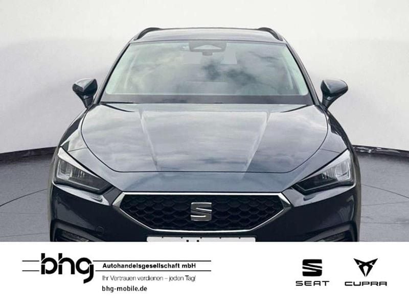 Gebraucht Seat Leon 150 PS (110 kW) 2026 Magnetic grau metallic Kombi