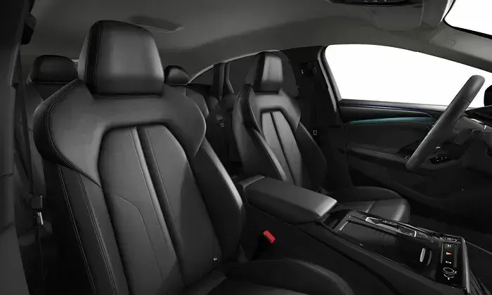 Gebraucht Audi e-tron Sportback Performance 269 kW (367 PS) 2025 Gletscherweiß metallic SUV