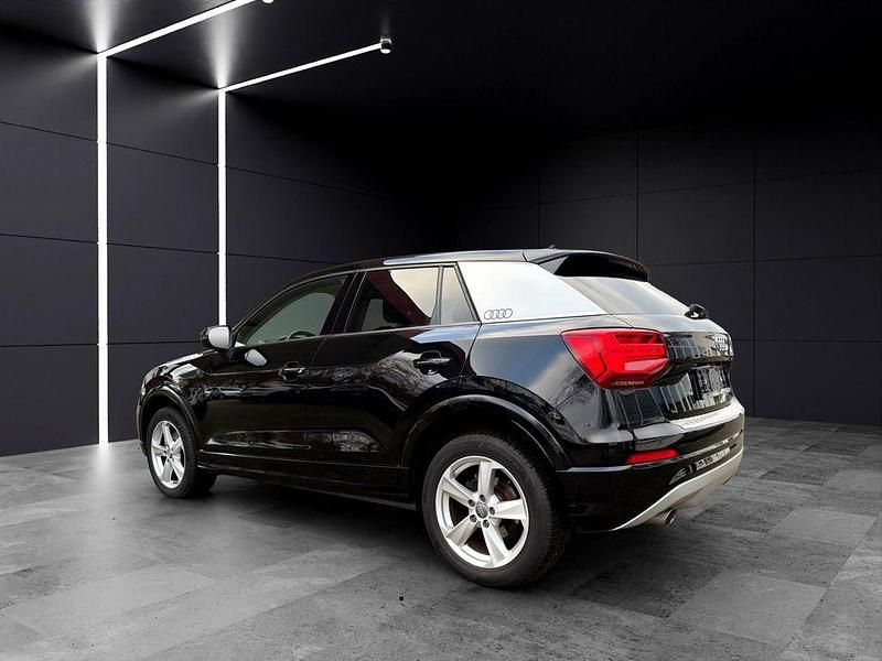 Usata Audi Q2 Design 116 CV (85 kW) 2017 Nero SUV