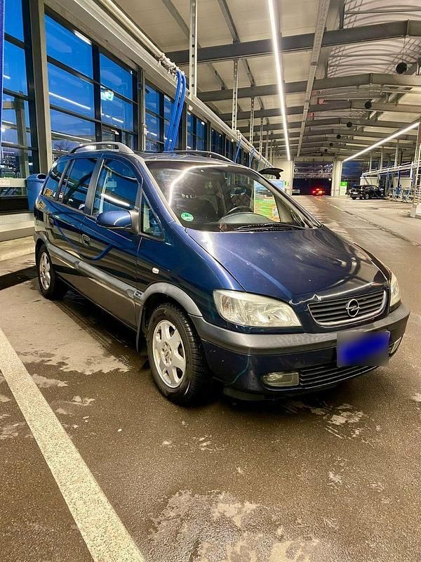 Gebraucht Opel Zafira Elegance 125 PS (91 kW) 2002 Blau Van / Kleinbus
