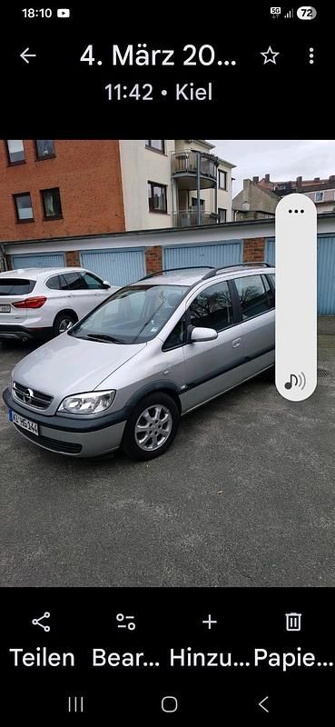 Grau Gebraucht 2004 Opel Zafira Van / Kleinbus | 950 € - Bild 1/3