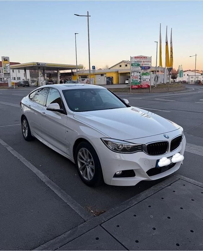 Weiß Gebraucht 2014 BMW 335 Gran Turismo Limousine | 15.990 € (Etwas zu teuer) - Bild 1/4