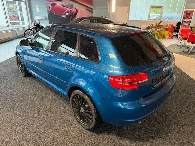 Second-hand Audi A3 Ambiente 125 CP (91 kW) 2009 Albastru Hatchback