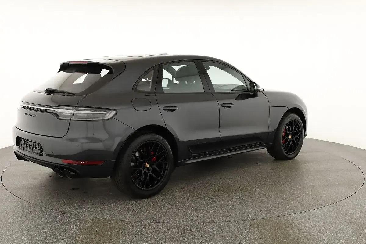 Gebraucht Porsche Macan GTS 381 PS (280 kW) 2021 Vulkangrau metallic SUV