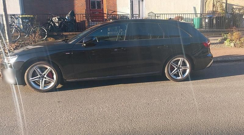 Gebraucht Audi A4 S-Line 204 PS (150 kW) 2021 Schwarz Kombi