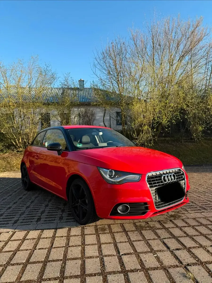 Gebraucht Audi A1 122 PS (89 kW) 2012 Rot Kleinwagen