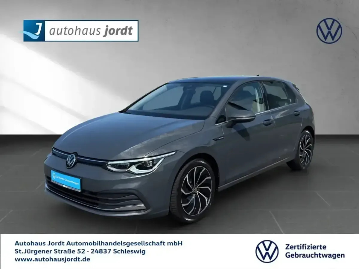 Gebraucht VW Golf VIII Style 150 PS (110 kW) 2019 Limousine