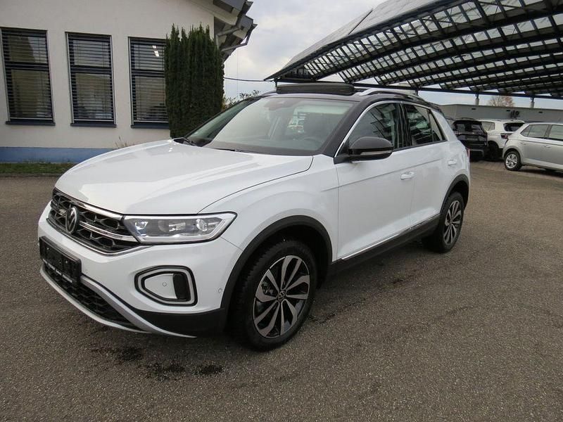Weiß Gebraucht 2024 VW T-Roc Style SUV | 30.600 € (Etwas zu teuer) - Bild 1/4