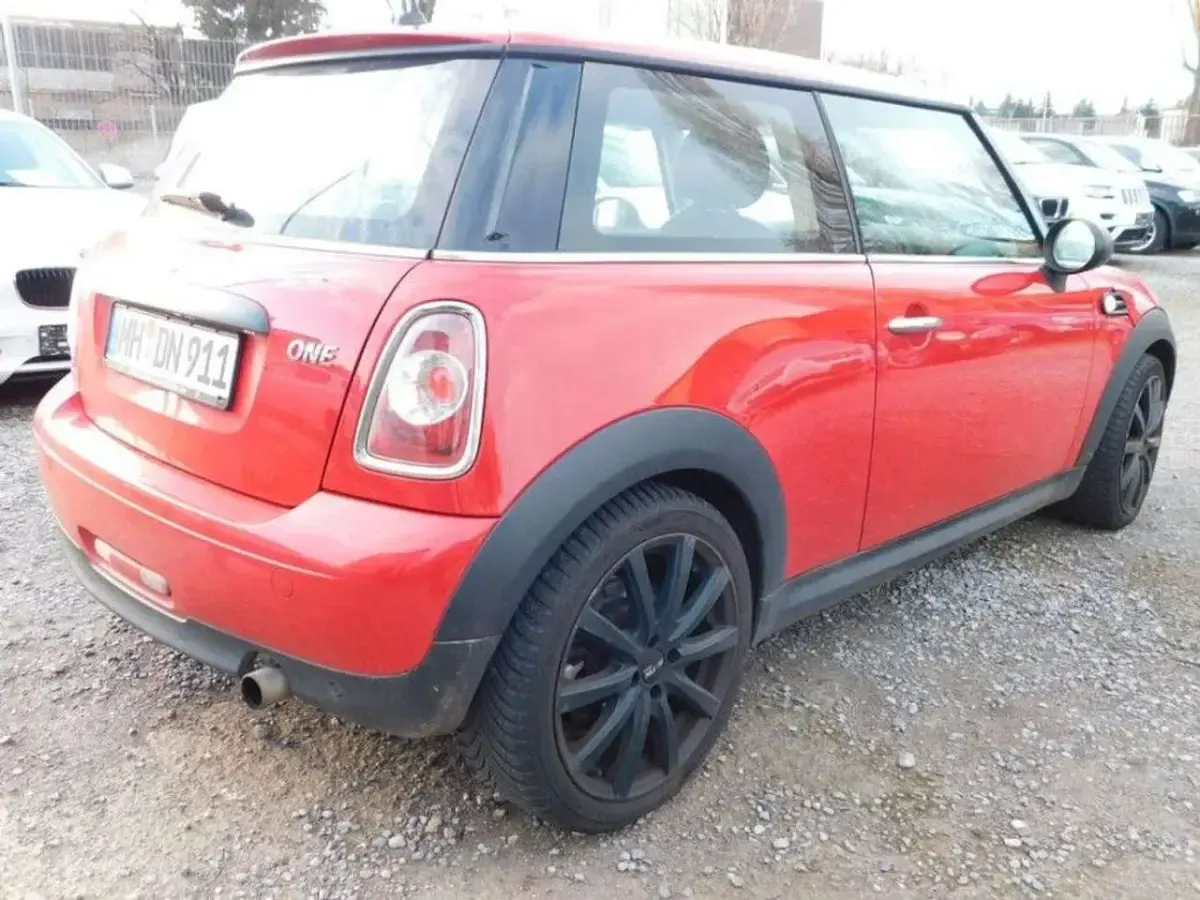 Gebraucht Mini ONE 98 PS (72 kW) 2014 Rot Kleinwagen