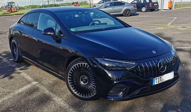 Schwarz Gebraucht 2023 Mercedes EQE AMG 43 AMG Limousine | 52.850 € (Superpreis) - Bild 1/4