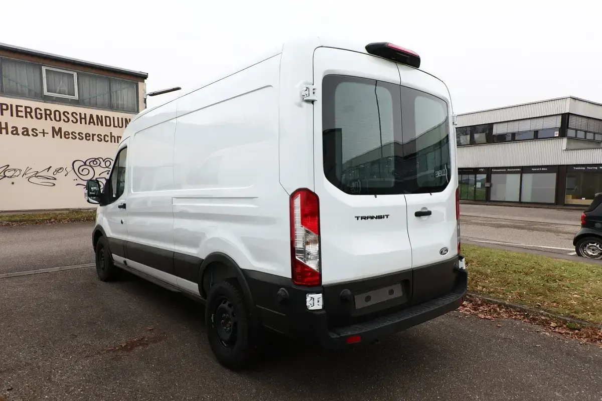 Neu Ford Transit Trend 131 PS (96 kW) 2026 Weiß Van