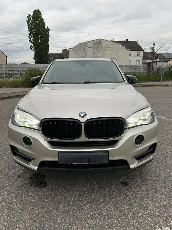 Gebraucht BMW X5 218 PS (160 kW) 2014 Silber SUV