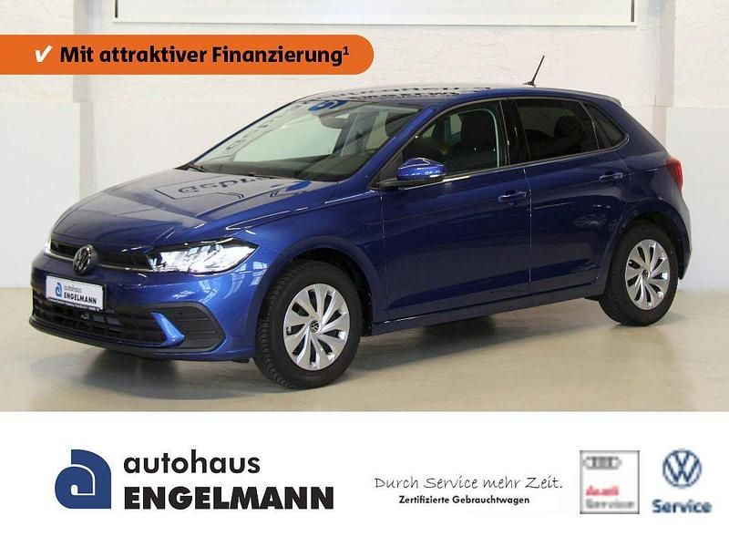 Blau Gebraucht 2025 VW Polo Life Limousine | 22.498 € (Teuer) - Bild 1/4