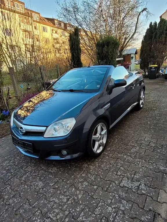 Occasion Opel Tigra 90 ch (66 kW) 2008 Bleue Cabriolet