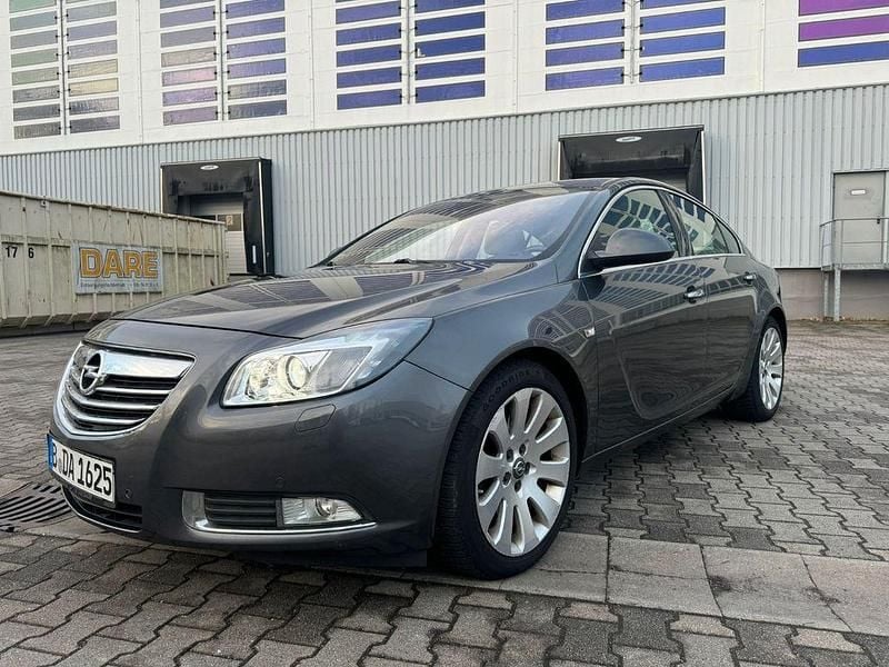 Grau Gebraucht 2008 Opel Insignia Cosmo Limousine | 2.900 € (Guter Preis) - Bild 1/4