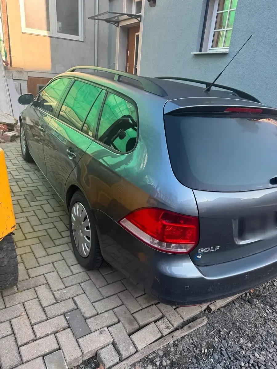 Gebraucht VW Golf VI 106 PS (77 kW) 2009 Grau Kleinwagen