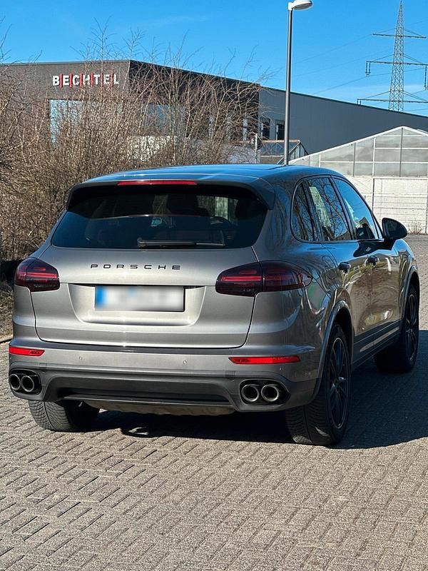 Gebraucht Porsche Cayenne S 385 PS (283 kW) 2017 Grau SUV
