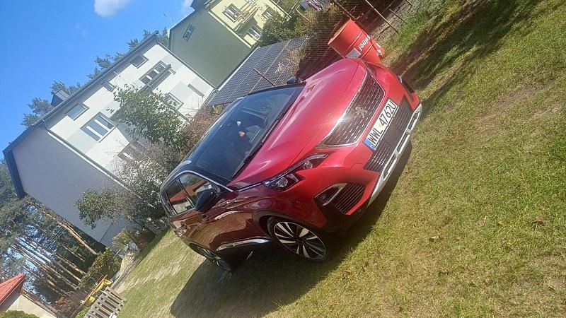 Rot Gebraucht 2020 Peugeot 5008 Van / Kleinbus | 23.400 € (Superpreis) - Bild 1/4