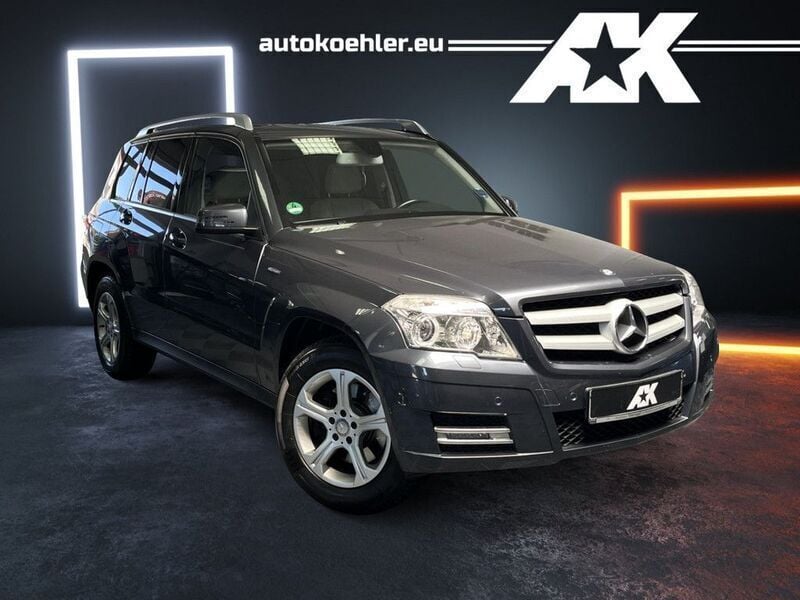Grau Gebraucht 2011 Mercedes GLK220 SUV | 16.900 € (Fairer Preis) - Bild 1/4