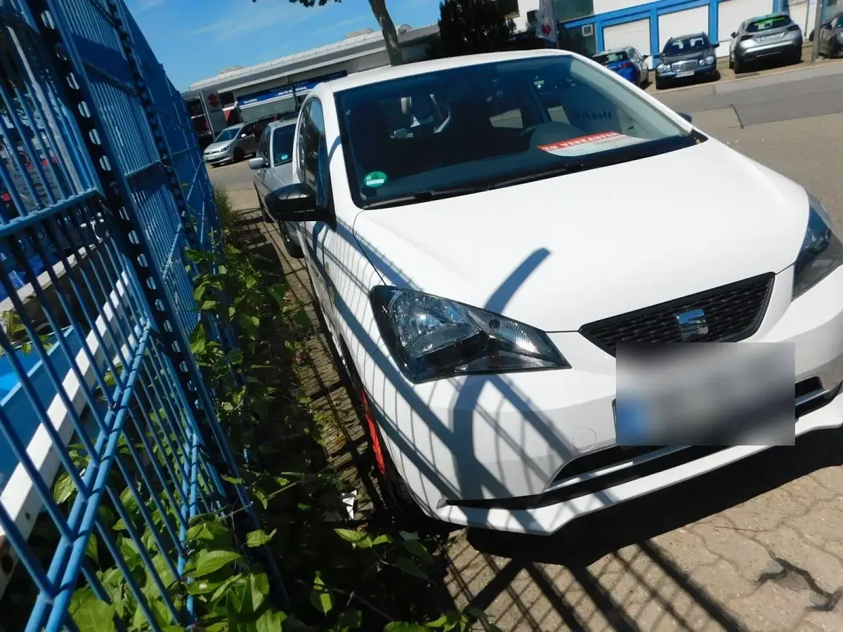 Używany Seat Mii 60 KM (44 kW) 2016 Biały Hatchback