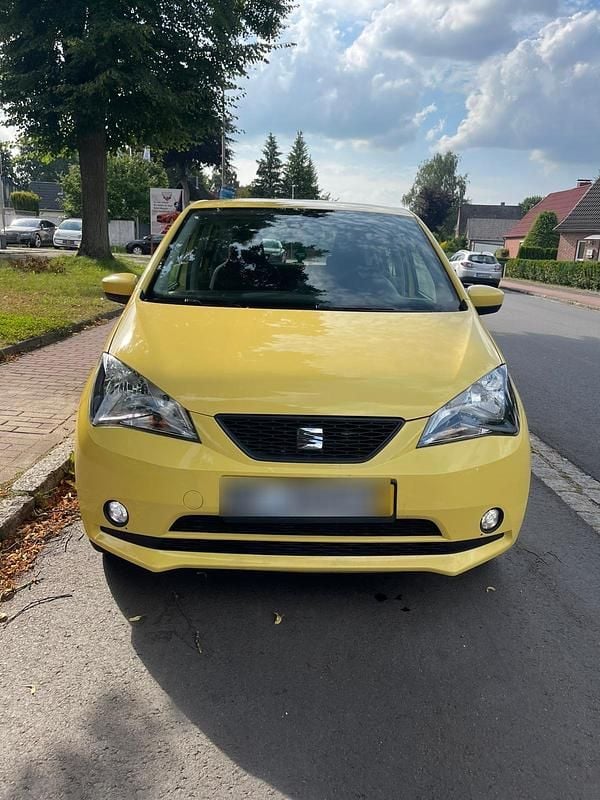 Gelb Gebraucht 2019 Seat Mii Kleinwagen | 6.000 € (Superpreis) - Bild 1/4