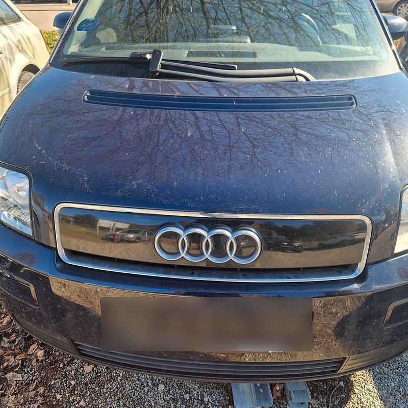 Second-hand Audi A2 75 CP (55 kW) 2002 Albastru Hatchback