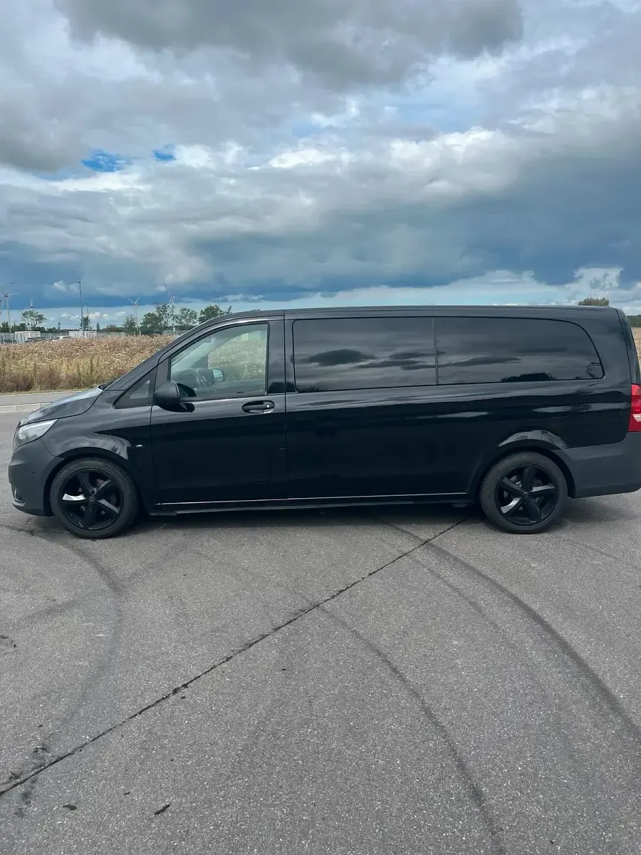 Gebraucht Mercedes Vito 163 PS (119 kW) 2015 Schwarz Van