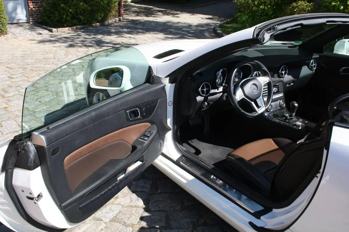 Gebraucht Mercedes SLK200 184 PS (135 kW) 2011 Weiß Cabrio