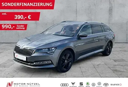 Gebraucht Skoda Superb Style 200 PS (147 kW) 2023 Grau Kombi