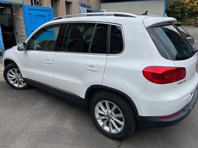 Weiß Gebraucht 2013 VW Tiguan Trendline SUV | 6.980 € (Superpreis) - Bild 1/4