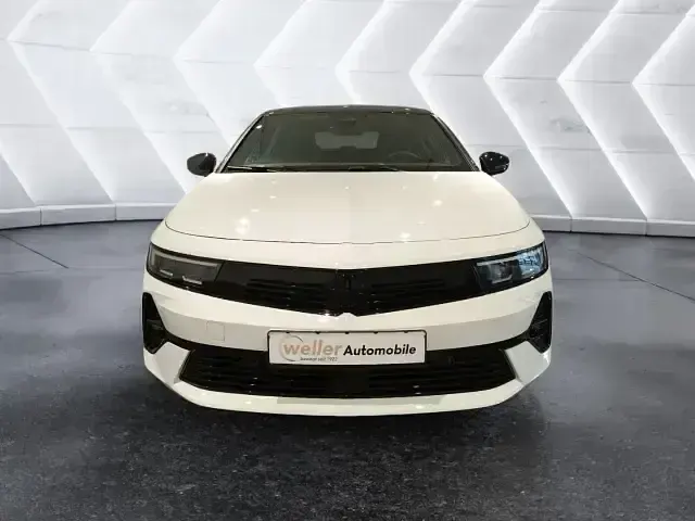 Neu Opel Astra 131 PS (96 kW) 2025 Uni) (weiss Kombi