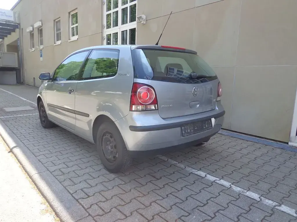 Gebraucht VW Polo 69 PS (50 kW) 2007 Silber Kleinwagen
