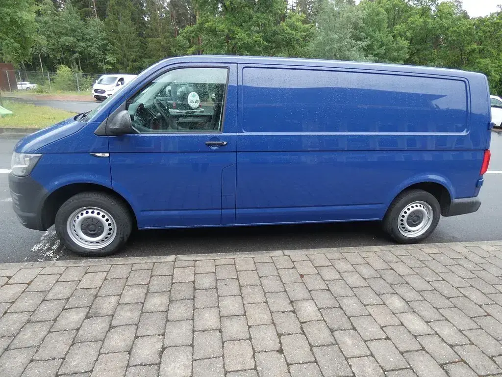 Gebraucht VW Transporter 102 PS (75 kW) 2017 Blau Van