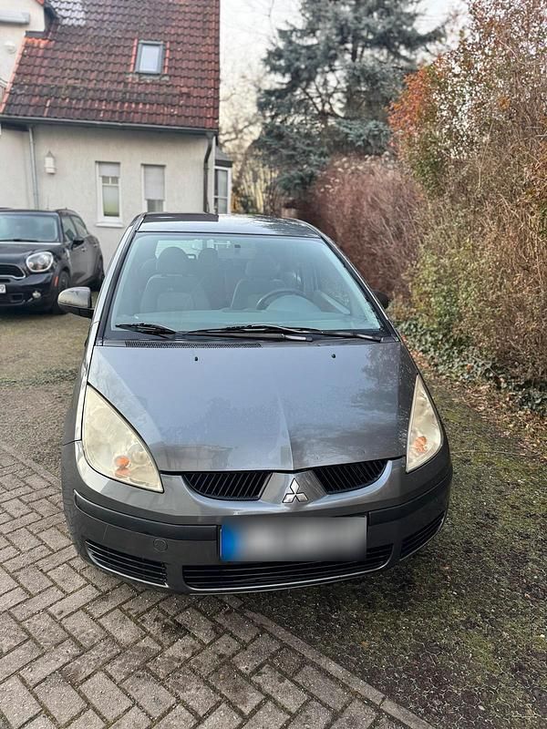 Gebraucht Mitsubishi Colt 95 PS (69 kW) 2005 Grau Kleinwagen