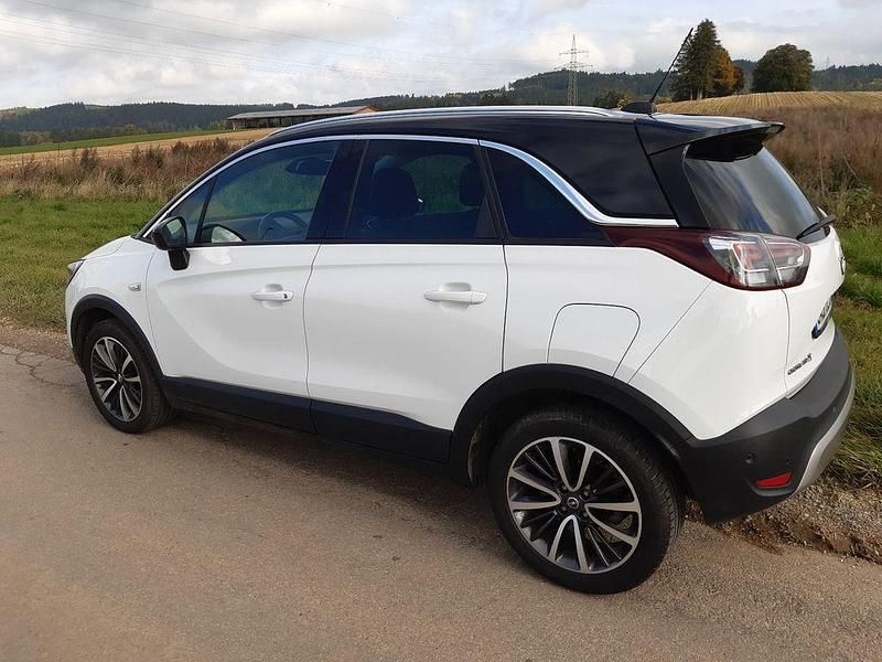 Weiß Gebraucht 2020 Opel Crossland Ultimate SUV | 15.333 € (Etwas zu teuer) - Bild 1/4
