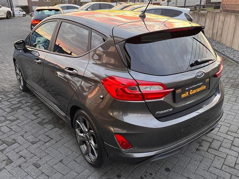 Gebraucht Ford Fiesta ST-Line 101 PS (74 kW) 2018 Grau Kleinwagen