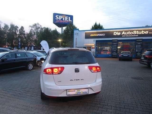 Gebraucht Seat Altea Stylance 140 PS (102 kW) 2013 Van / Kleinbus