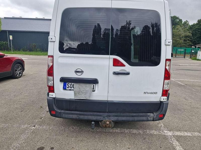 Weiß Gebraucht 2016 Nissan NV400 Van | 11.800 € (Fairer Preis) - Bild 1/4