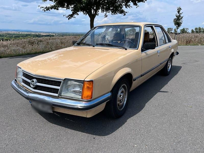 Beige Gebraucht 1981 Opel Commodore S Limousine | 5.300 € - Bild 1/4