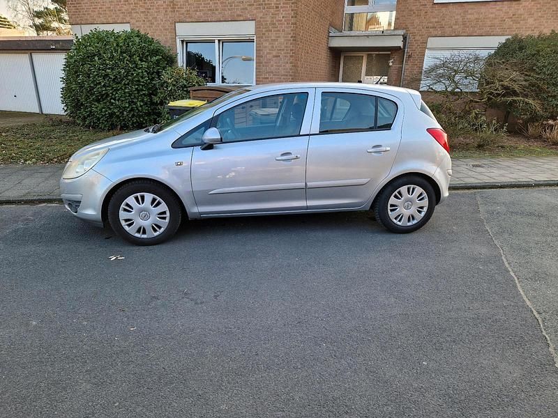 Gebraucht Opel Corsa 80 PS (58 kW) 2007 Silber Kleinwagen