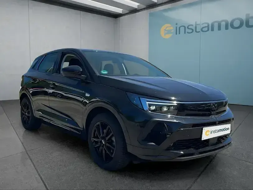 Gebraucht Opel Grandland X 131 PS (96 kW) 2024 Schwarz SUV