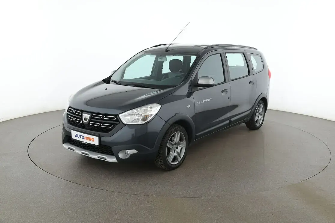 Gebraucht Dacia Lodgy Stepway 131 PS (96 kW) 2020 Van / Kleinbus